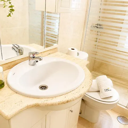Апартаменти Sol De Sea View *